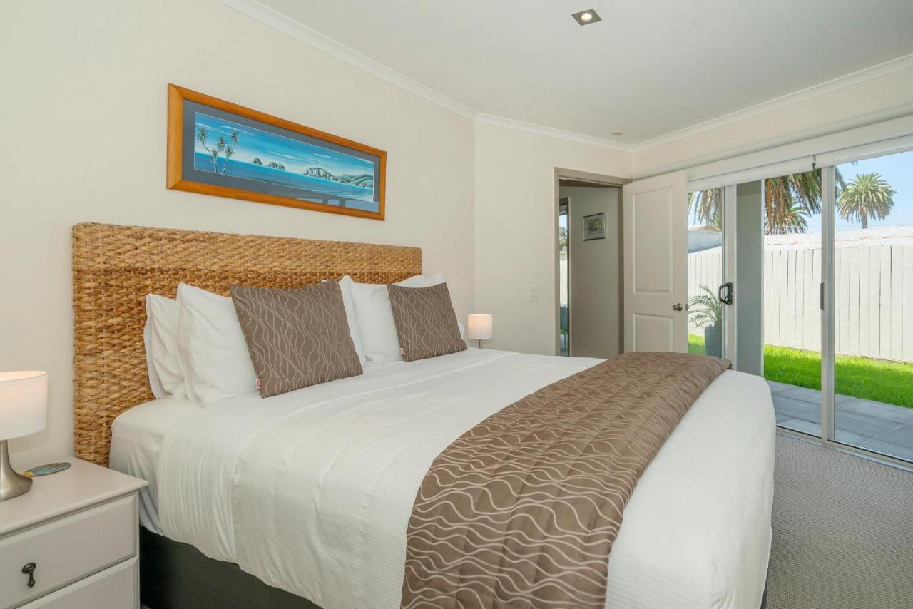 Crow'S Nest Apartments Whitianga Buitenkant foto