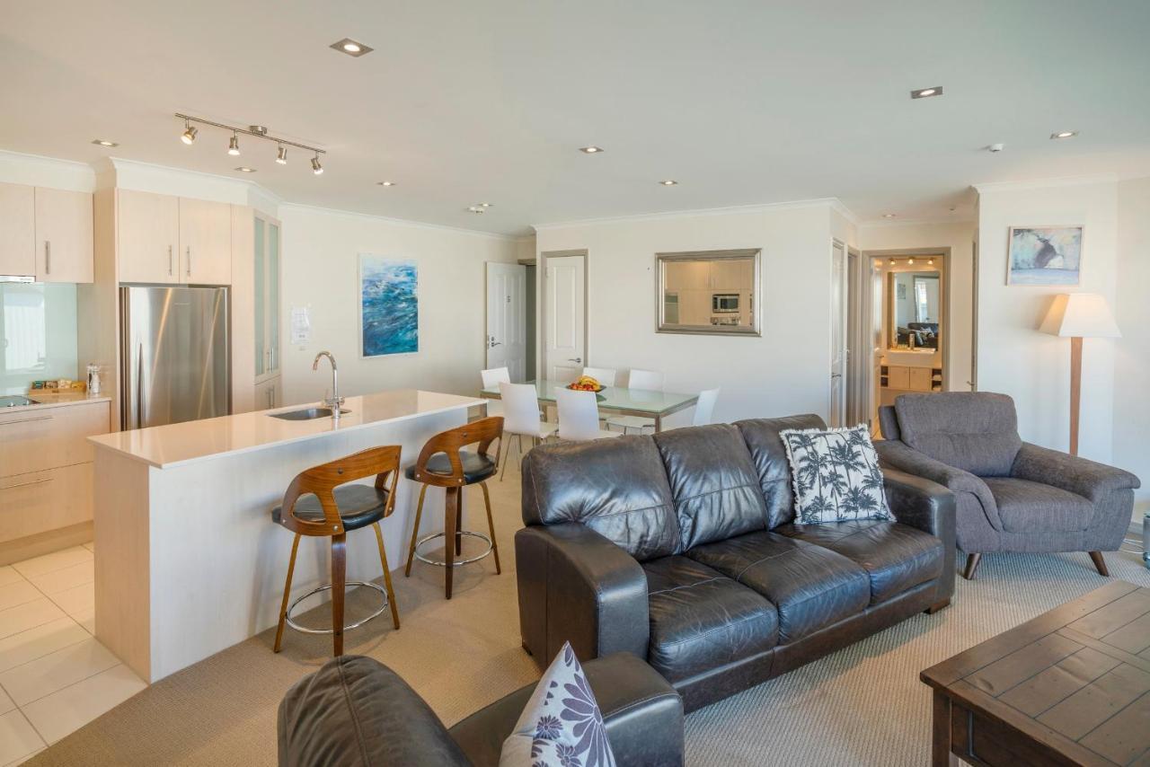 Crow'S Nest Apartments Whitianga Buitenkant foto