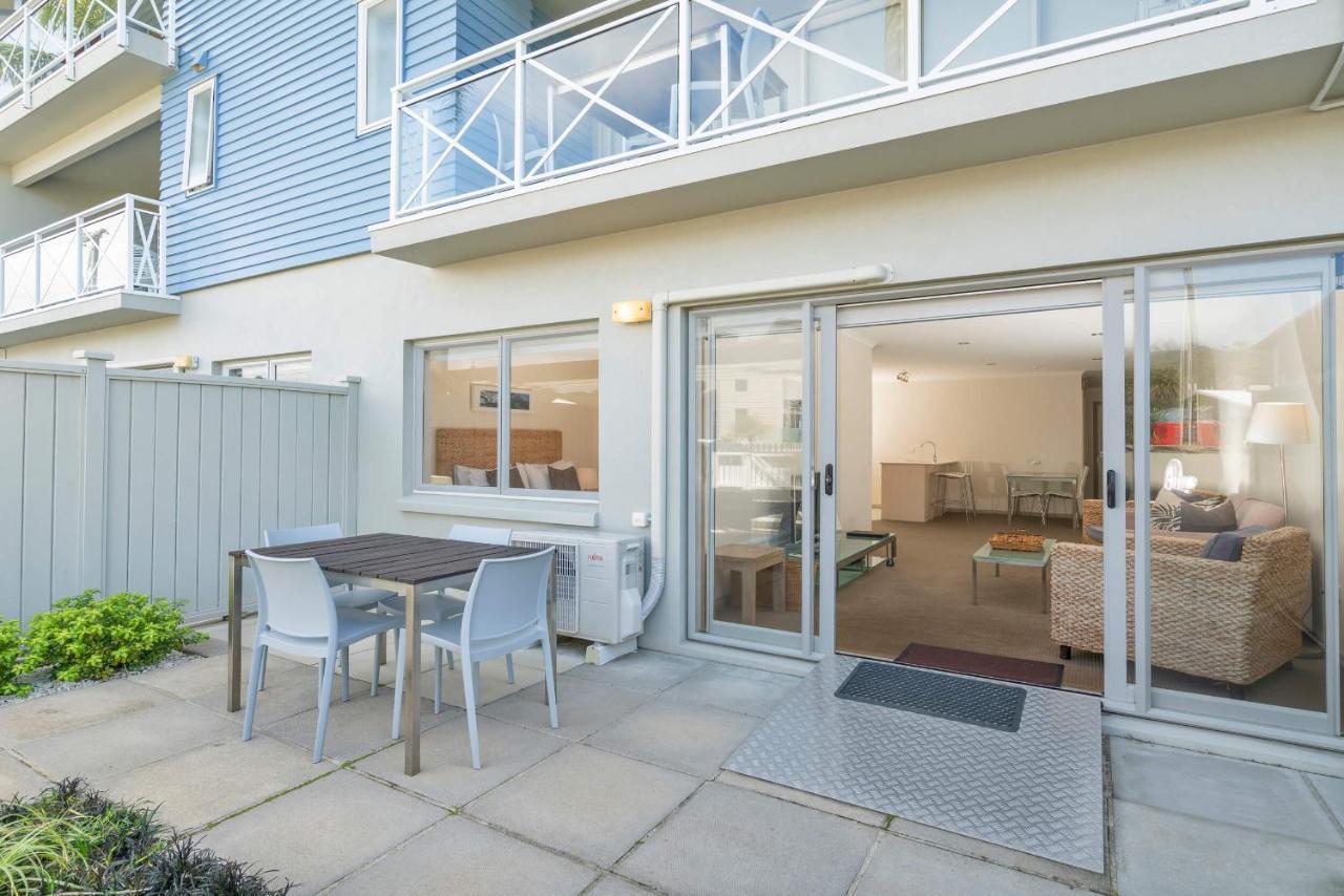 Crow'S Nest Apartments Whitianga Buitenkant foto