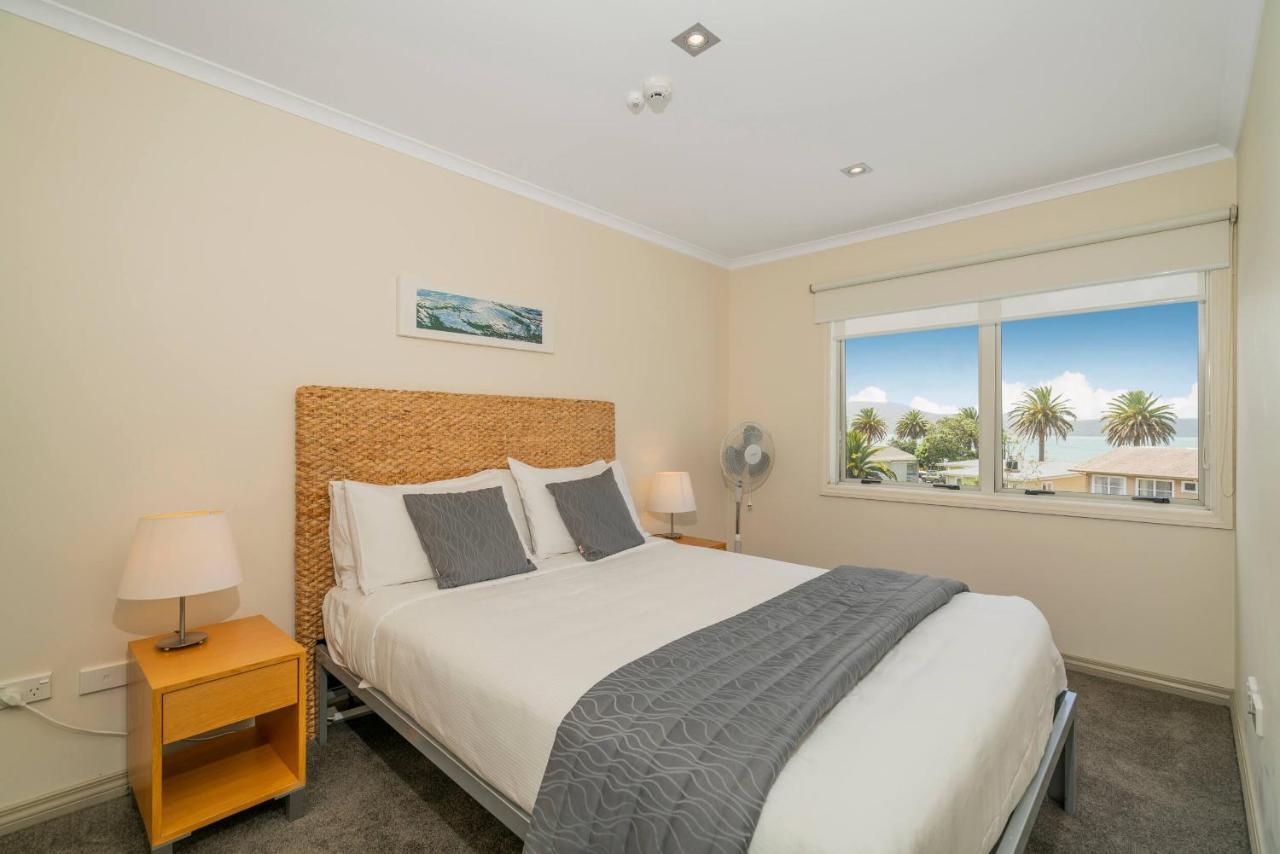 Crow'S Nest Apartments Whitianga Buitenkant foto