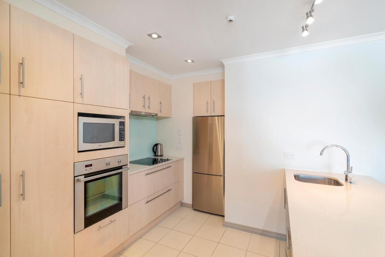 Crow'S Nest Apartments Whitianga Buitenkant foto