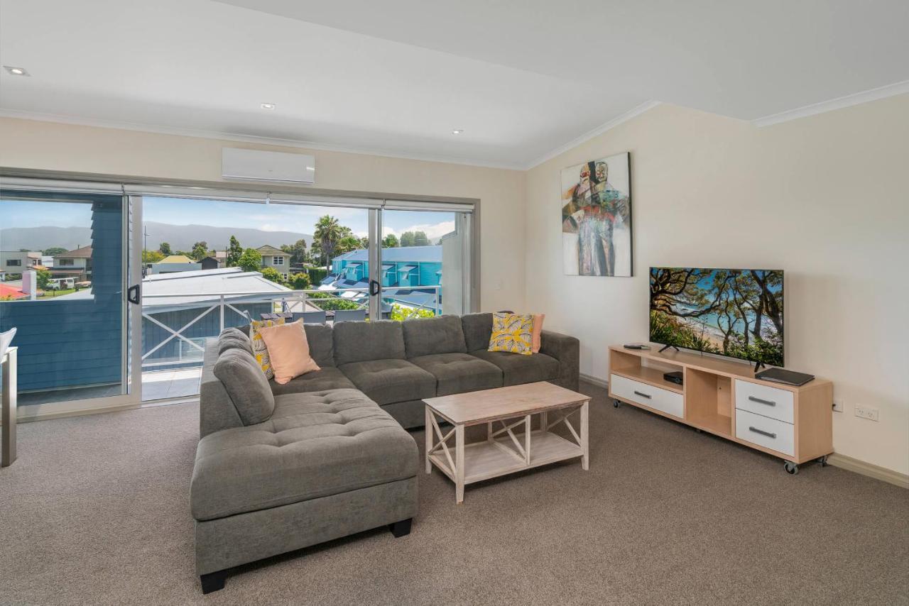Crow'S Nest Apartments Whitianga Buitenkant foto