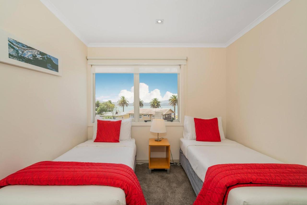 Crow'S Nest Apartments Whitianga Buitenkant foto